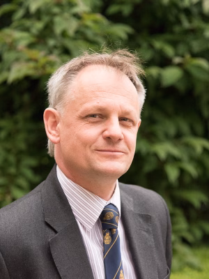 Head shot of Andrew Blenkiron